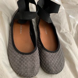 Like new! Bernie Mev Ballet Flat